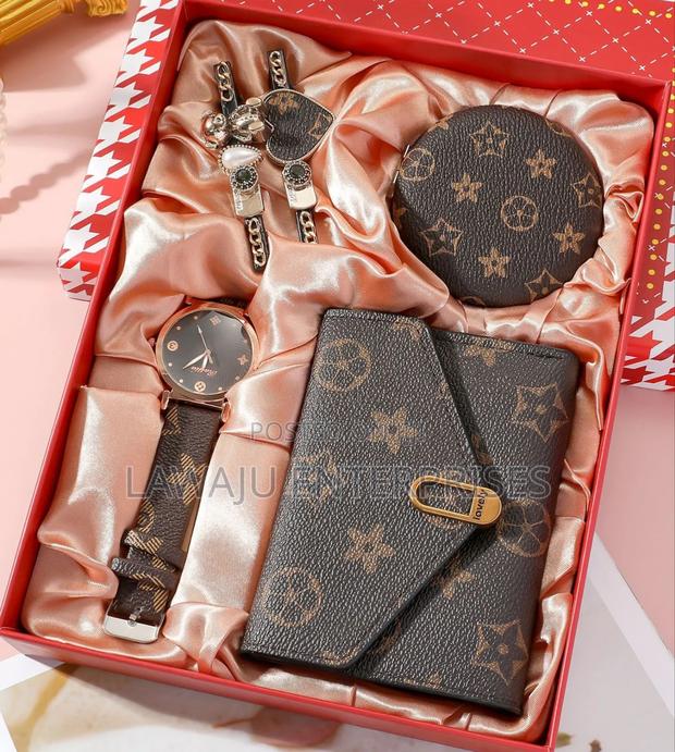 Hot Valentine's Ladie's Gift Set