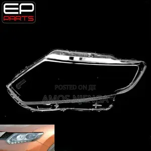 Nissan X-Trail Headlight Lens
