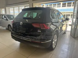 Volkswagen Tiguan 2.0T SEL R-Line Black FWD 2019 Black