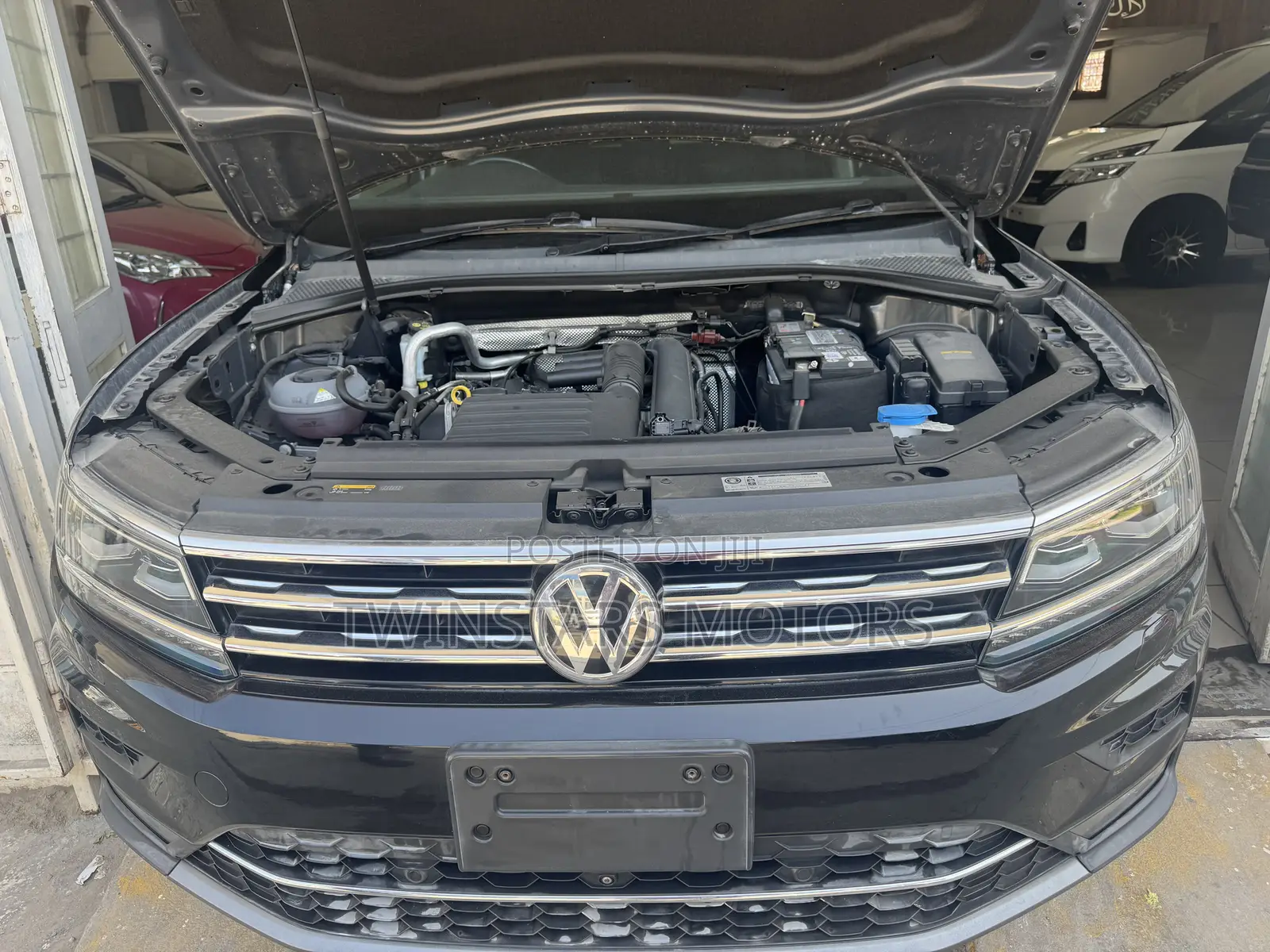 Volkswagen Tiguan 2.0T SEL R-Line Black FWD 2019 Black