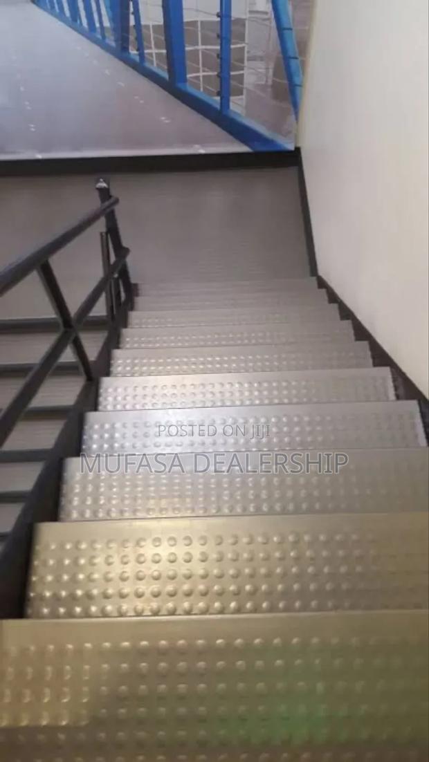 Interior Deco Coin Rubber Mat - main view