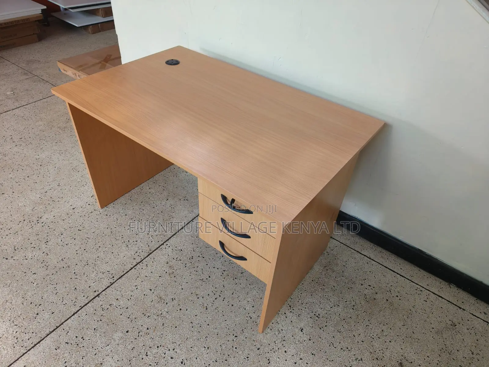 Office Tables:120 Cm Strong Wood Home Office Computer Table