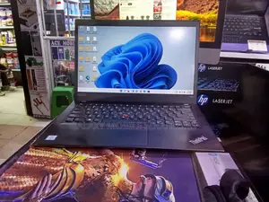 Laptop Lenovo ThinkPad T490s 16GB Intel Core i7 SSD 512GB