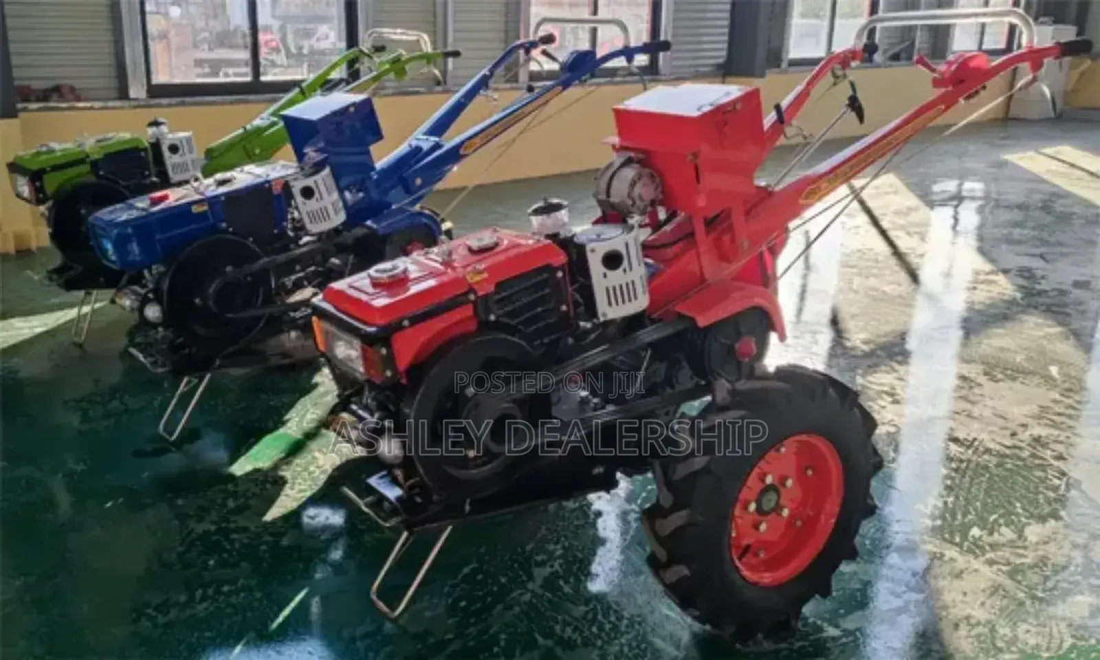 Small Tractor (Hand Working Tractor)