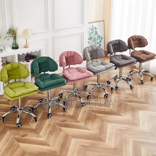 Office Chair: Ergonomic Office Stool Adjustable Height - thumbnail 5