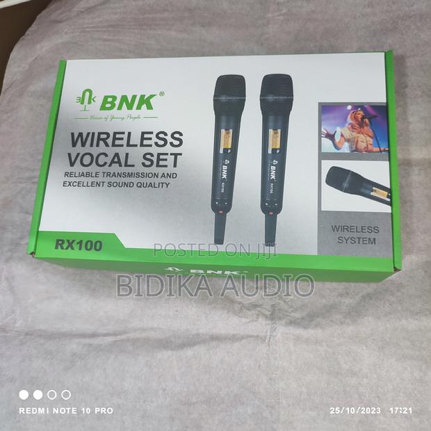 Brand New BNK Wireless Microphone R100