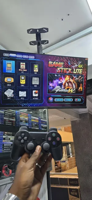 Retro Game Stick With 2 Controllers and 2000 Games