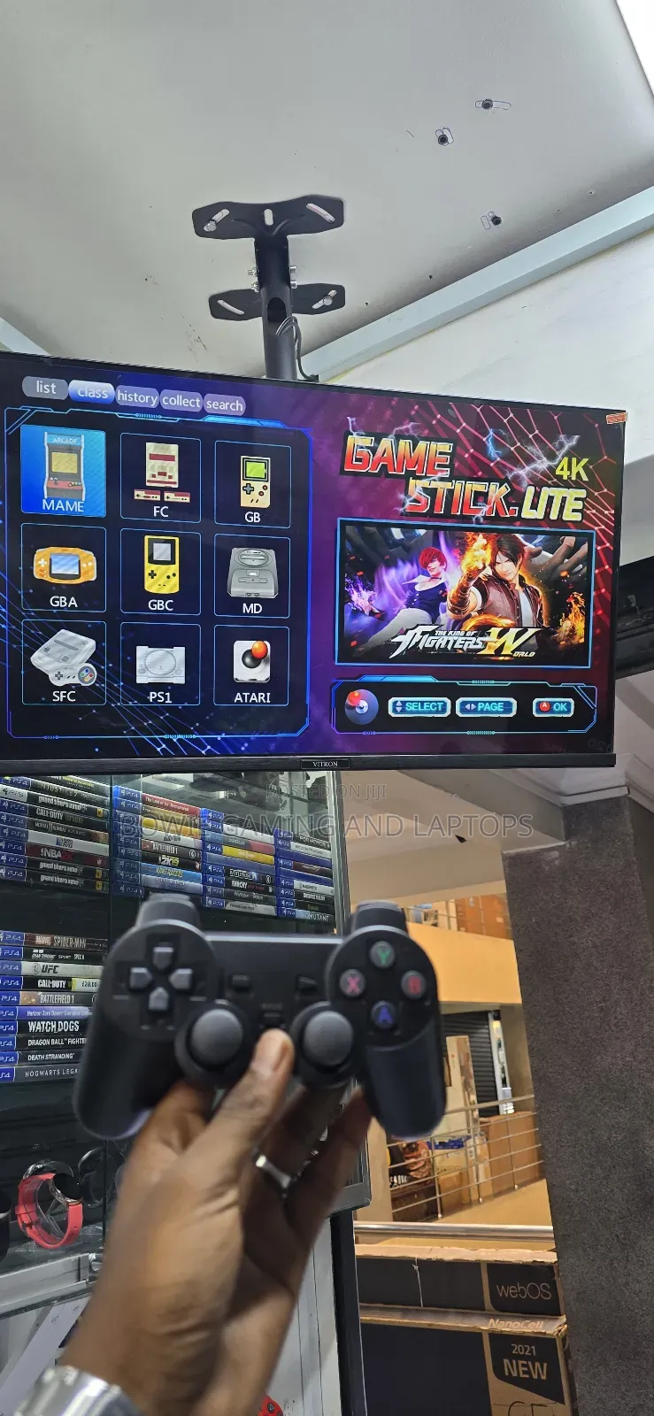 Retro Game Stick With 2 Controllers and 2000 Games