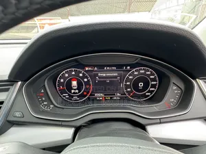Audi Q5 2018 White