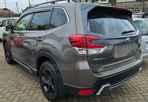 Subaru Forester 2022 Gold