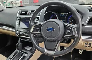 Subaru Legacy 2.5i Limited AWD 2018 Off white