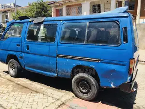 New Nissan Caravan (Urvan) 1987 Blue