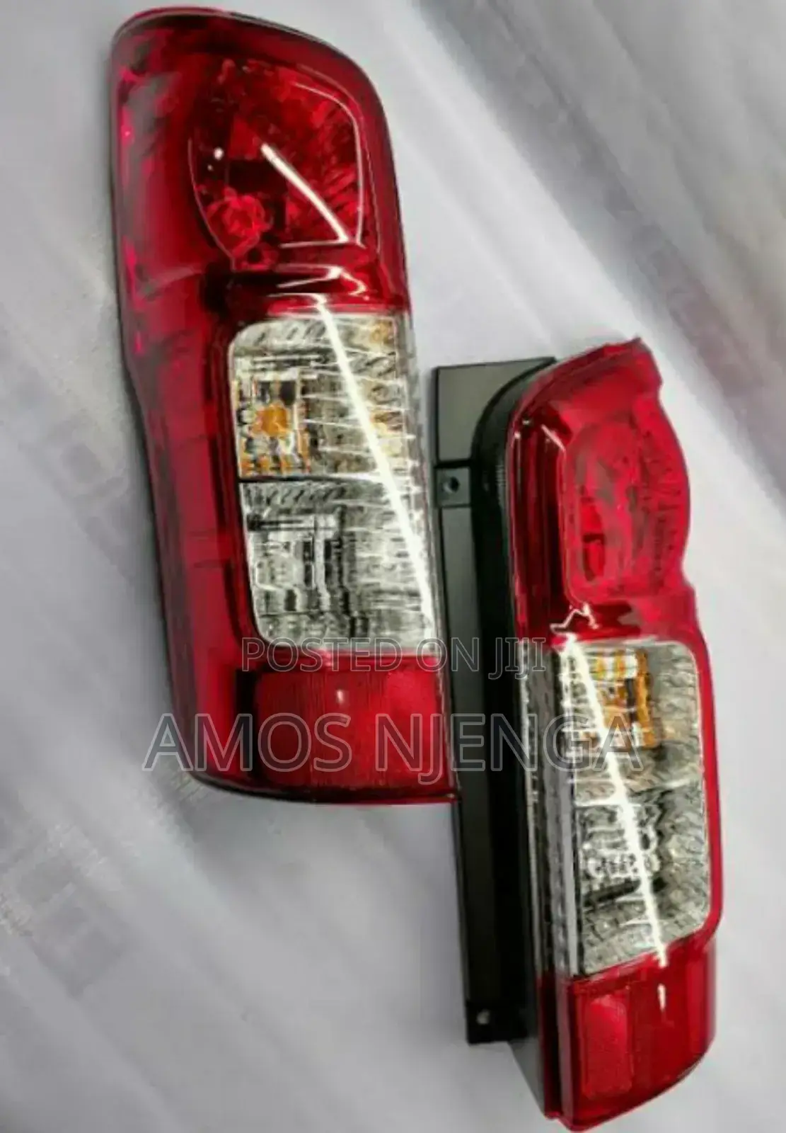 Nissan Nv3500 Tailight