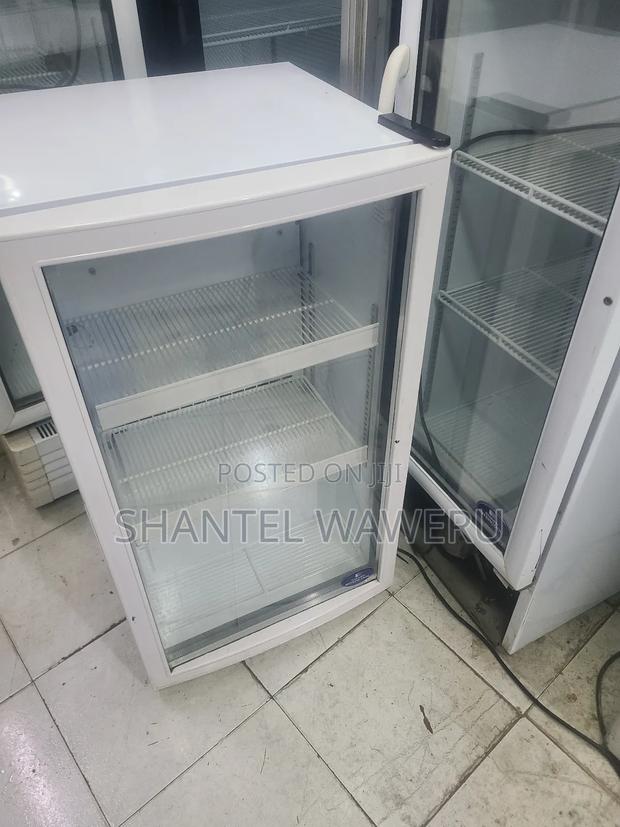 Min Mirror Fridge 100litres (%$Display Fridge at ×) - main view