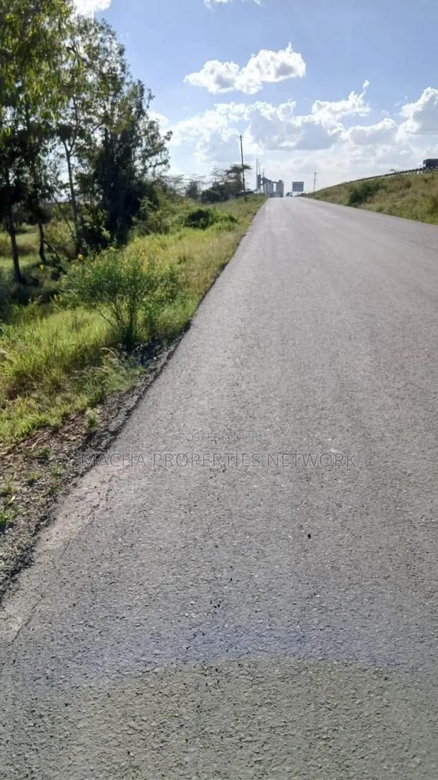 Konza Land 10acres Fronting Mombasa Rd