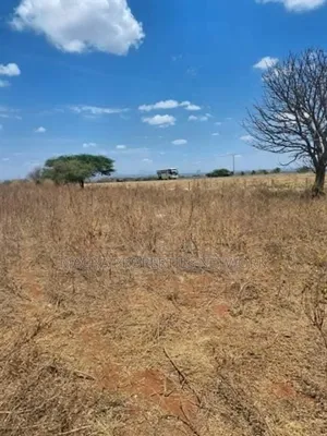 Konza Land 10acres Fronting Mombasa Rd