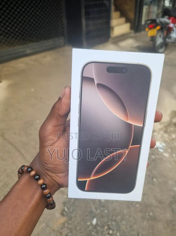 New Apple iPhone 16 Pro 128 GB - thumbnail 3