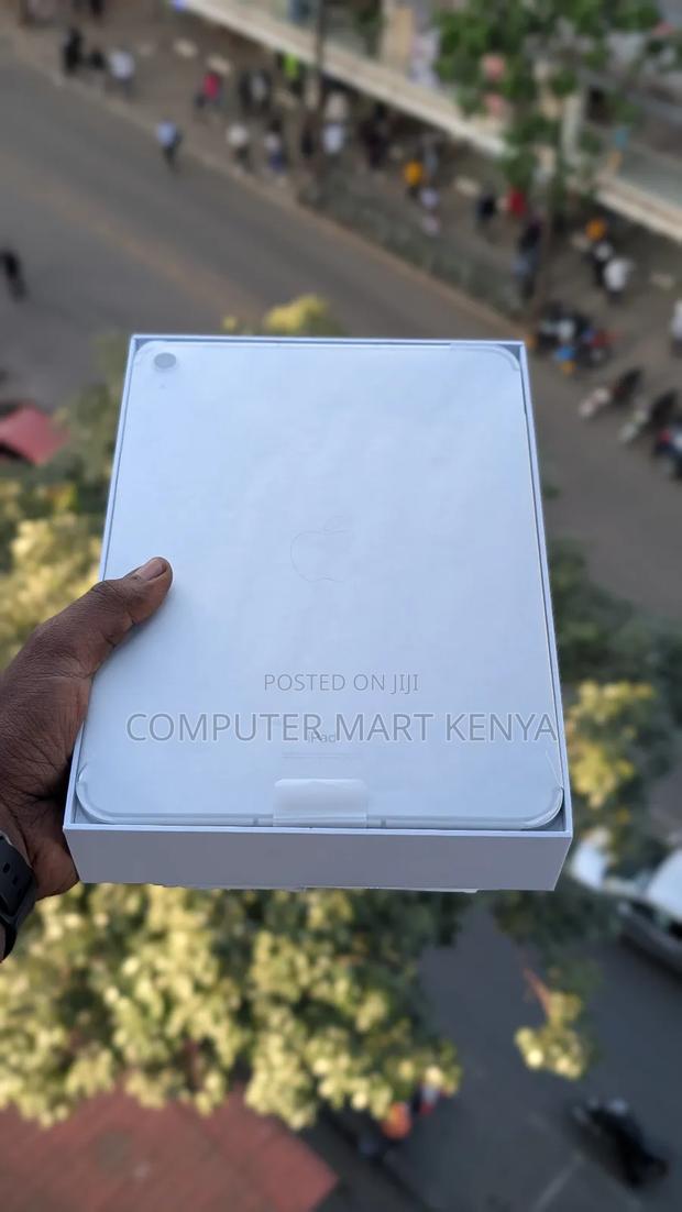 New Apple iPad (2022) 64 GB Silver - thumbnail 4