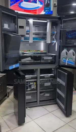 Hisense 522L 4 Door Refrigerator With Ice Water Dispenser