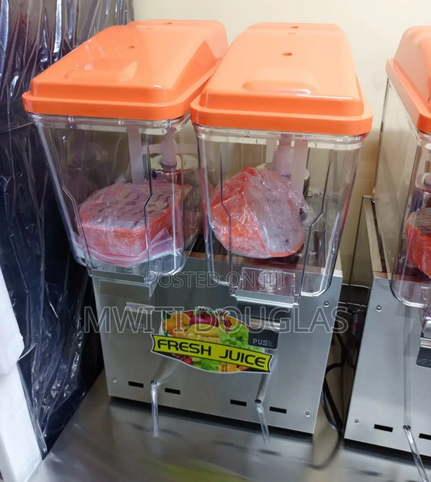 High -Tech Modern 2slots Juice Dispenser