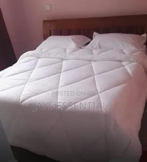 7*8 White Duvet Set