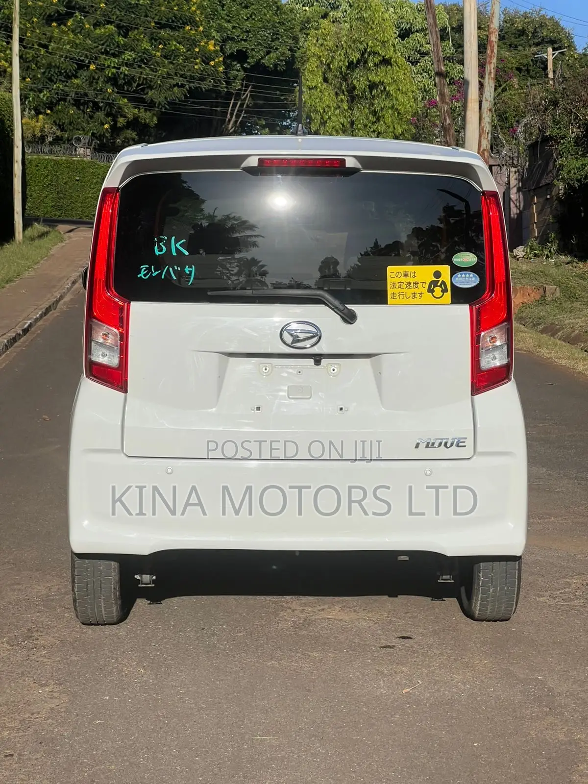 Daihatsu Move 2019 Off white