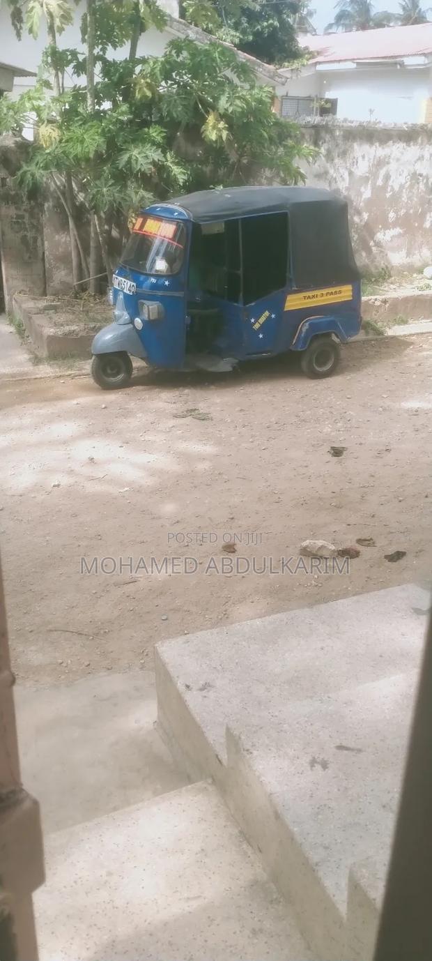 Piaggio 2018 Green - thumbnail 2