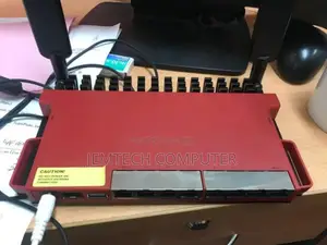 Mikrotik L009uigs-2haxd-in Wireless Router Gigabit Ethernet