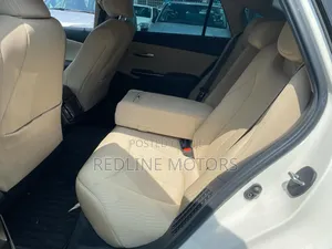 Toyota Crown 2019 Pearl