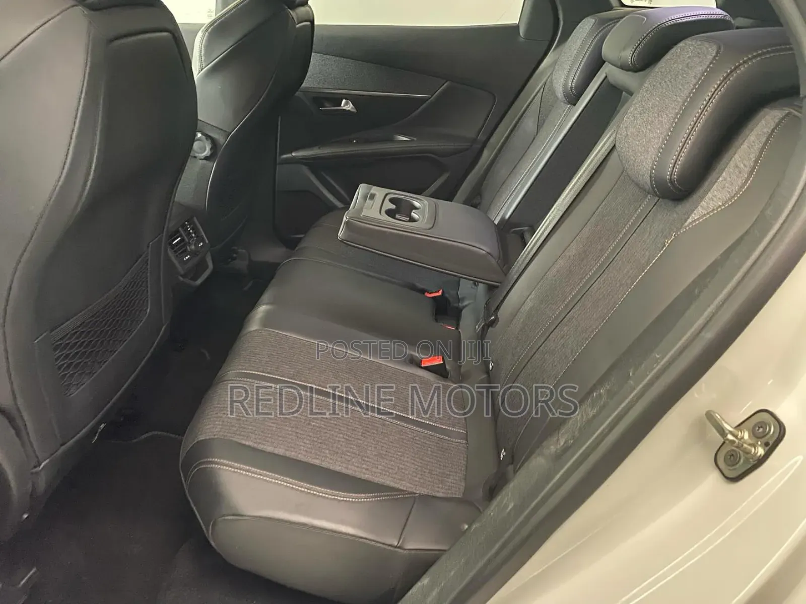 Peugeot 3008 2018 Off white