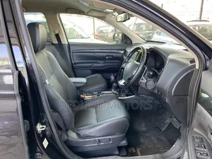 Mitsubishi Outlander 2018 Black