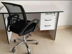 1 Meter Lockable Office Desk With Chair Mn7v