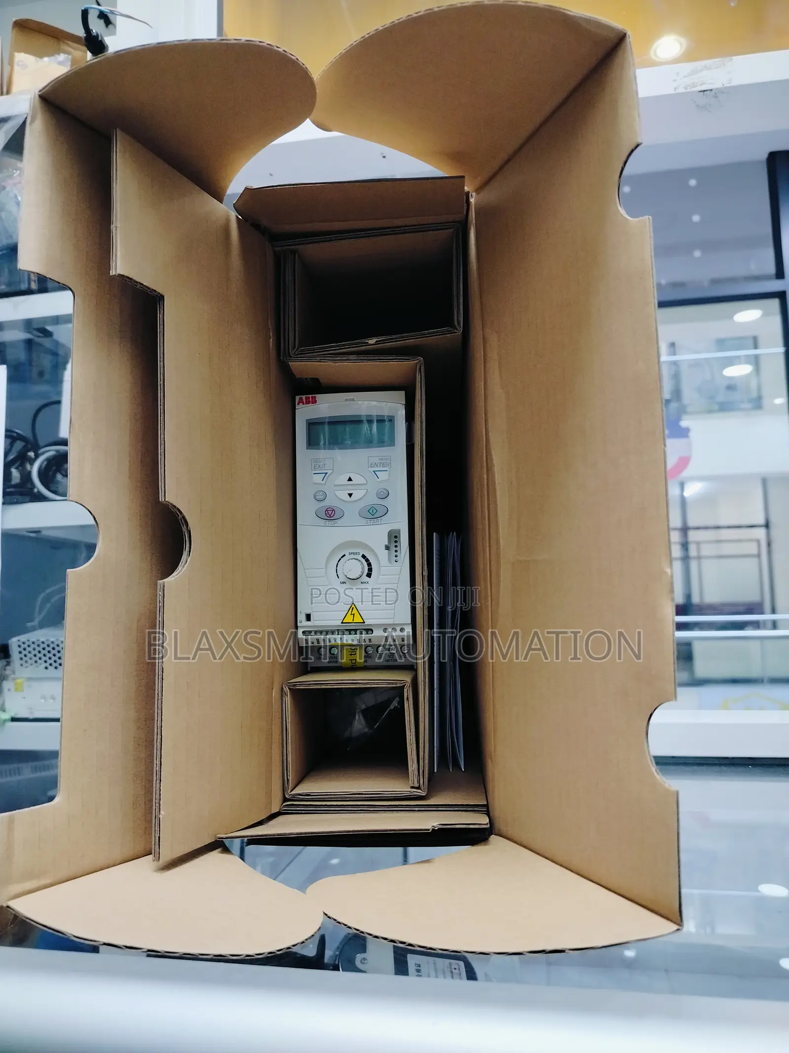 0.75kw(1hp) Abb Acs150-03u-02a4-4 VFD