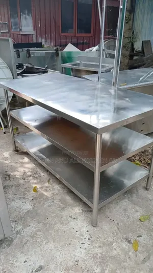 Quality Work Table With Undershelves