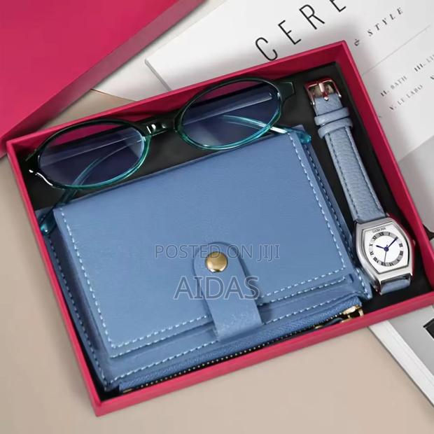 Ladies Valentine's Gift Set - main view