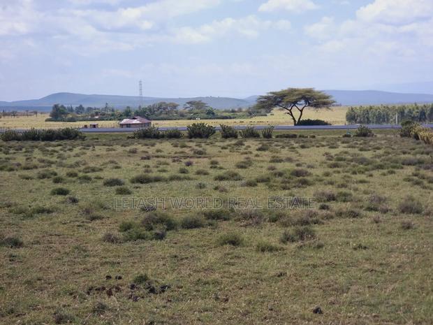 Prime Land Touching Tarmac,3acres - main view