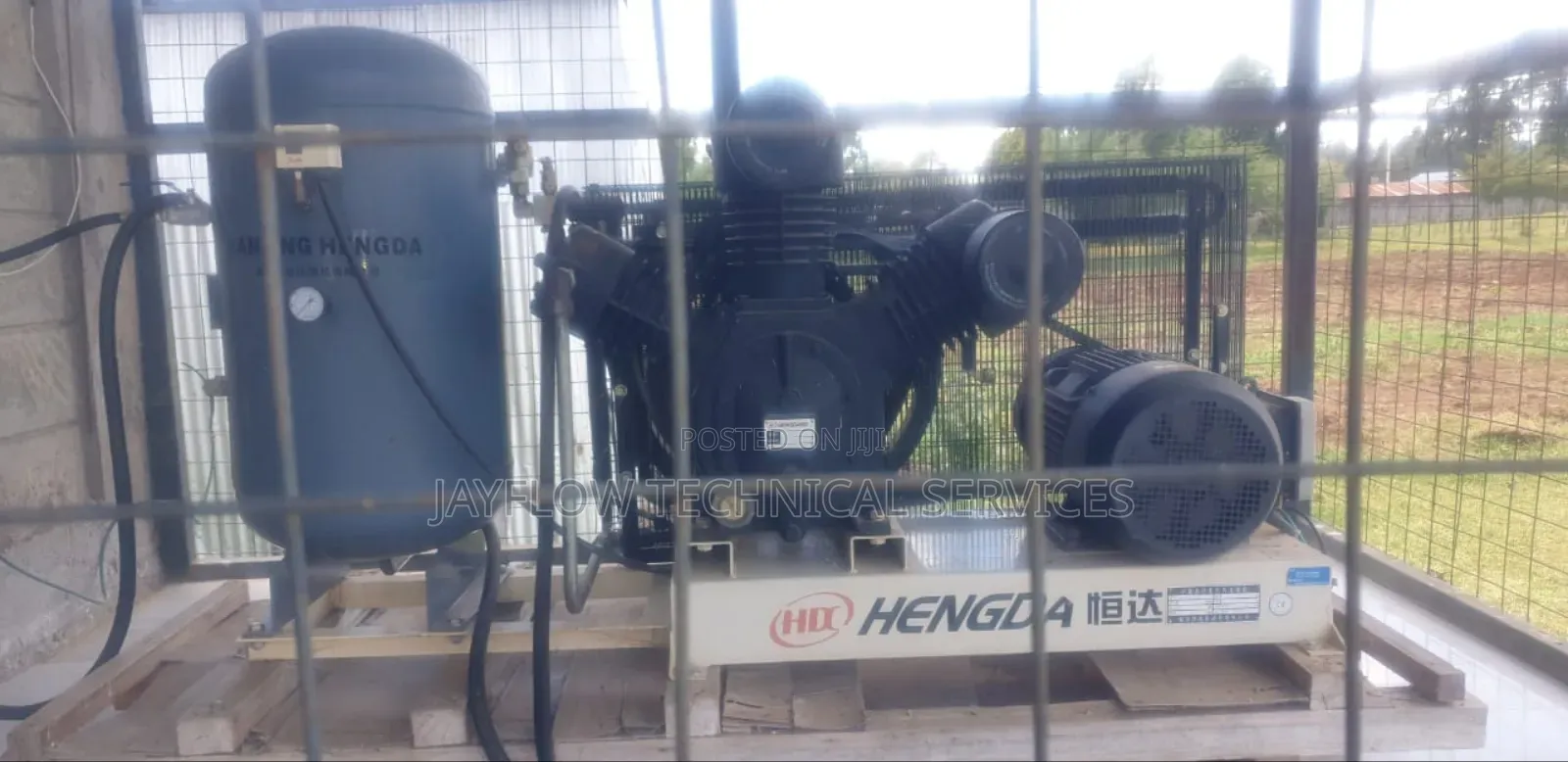 Pet Bottle Blowing Machine