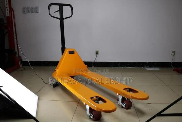 Warehouse Jack/ Pallet Truck - main view