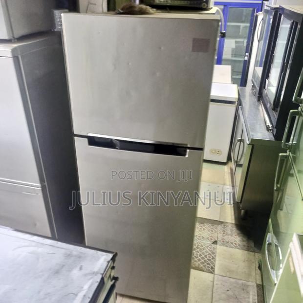 Two Doors Top Freezer Samsung Fridge - thumbnail 4