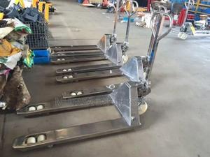 Strong Industrial Pallet Trucks - main view