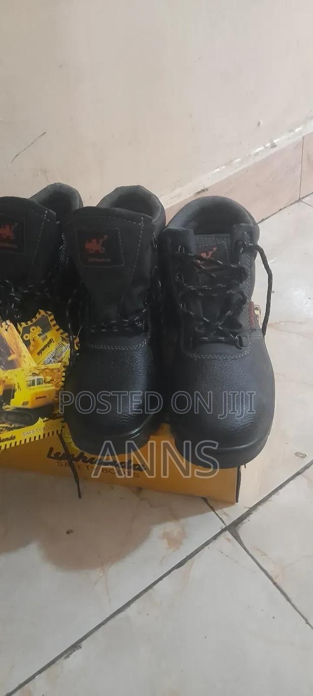 Safety Boots All Sizes - thumbnail 2