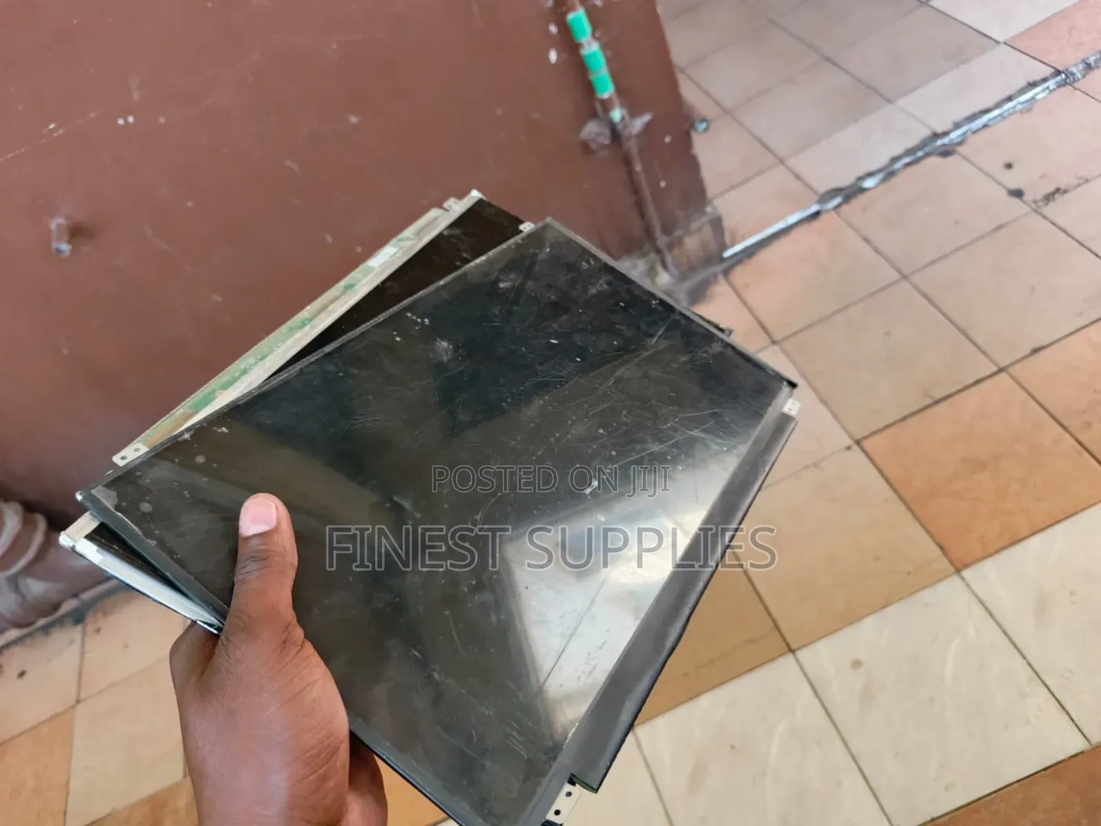 Laptops Screens