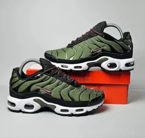 TN Multicoloured Sneakers