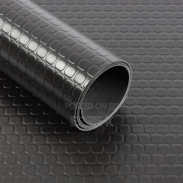 3mm Round Studded Rubber Coin Mat - main view