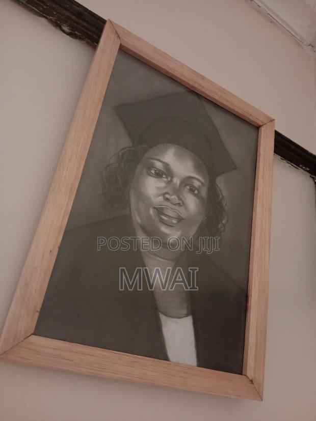 Beautiful Charcoal Portraits - main view