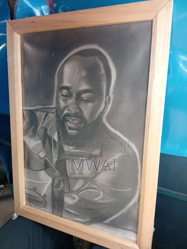 Beautiful Charcoal Portraits - thumbnail 4