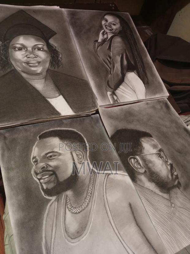 Beautiful Charcoal Portraits - thumbnail 10