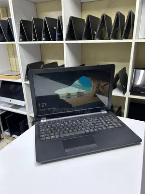 Laptop HP 250 G8 8GB Intel Core I5 HDD+SSD 256GB