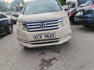 Honda Stepwgn 2012 Brown