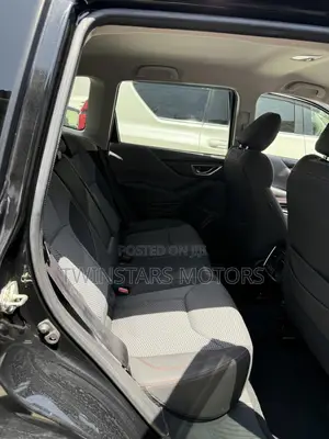 Subaru Forester Premium AWD 2019 Black